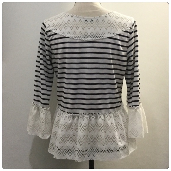 Half Lace Long Sleeves Top - Picture 2 of 5